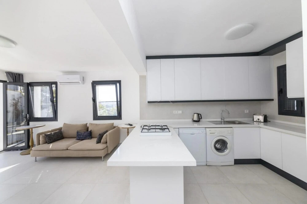 Бодрум: Pleasant Flat With Garden in the Heart of Bodrum
