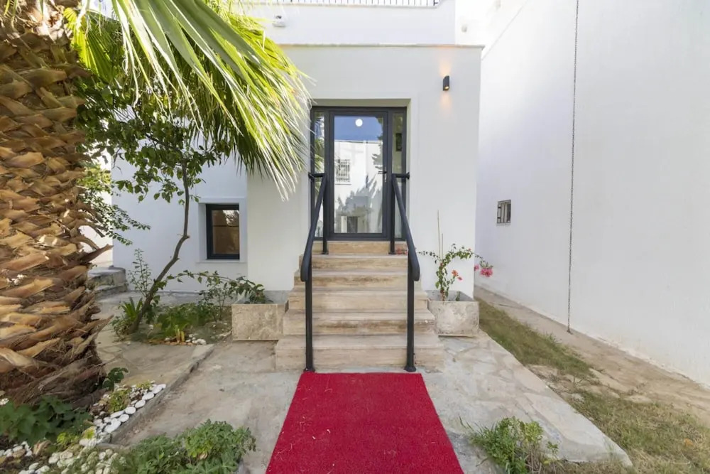 Бодрум: Pleasant Flat With Garden in the Heart of Bodrum