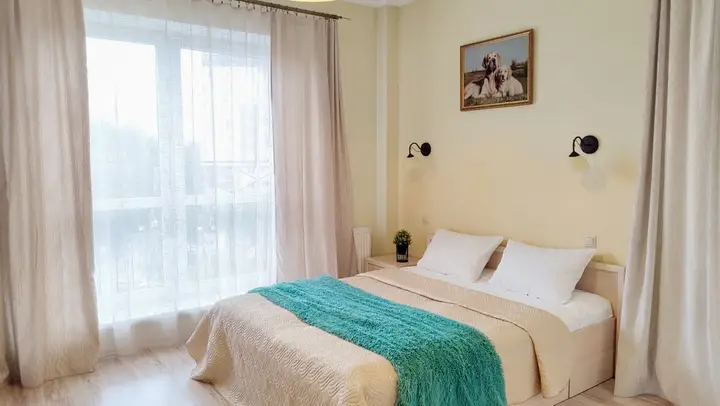 Апартаменты с 2 спальнями KenigDeluxe в Сердце Калининграда — фото 1