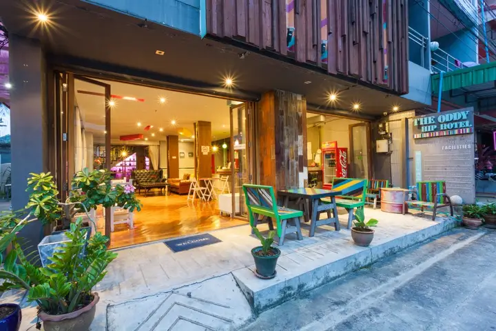 The Oddy Hip Hotel — фото 1