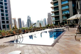 Дубай: One Bedroom Apartment - Bay Central Tower