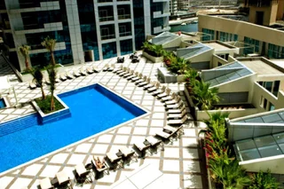Дубай: One Bedroom Apartment - Bay Central Tower