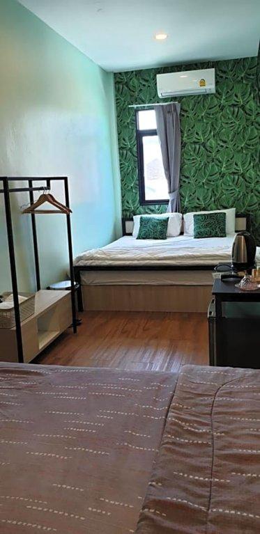 Бангкок: Nature Village Hostel