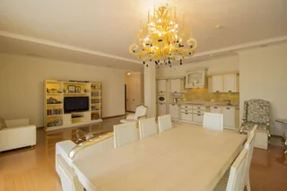 Партенит: Dacha of Shteingolts