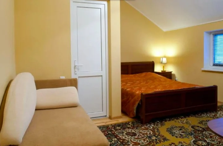 Евпатория: Guest House Ulybka