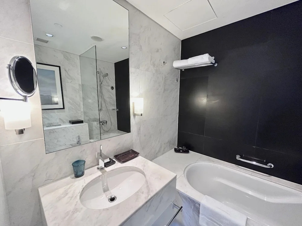 Дубай: Fashion Avenue Dubai Mall Residences - Studio with balcony