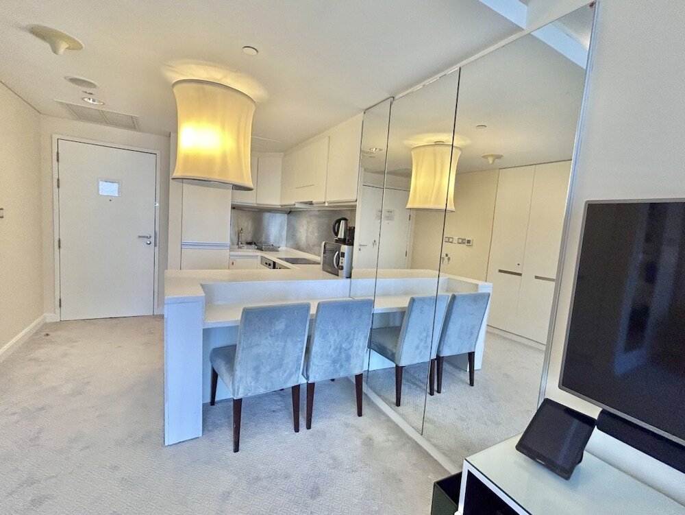 Дубай: Fashion Avenue Dubai Mall Residences - Studio with balcony