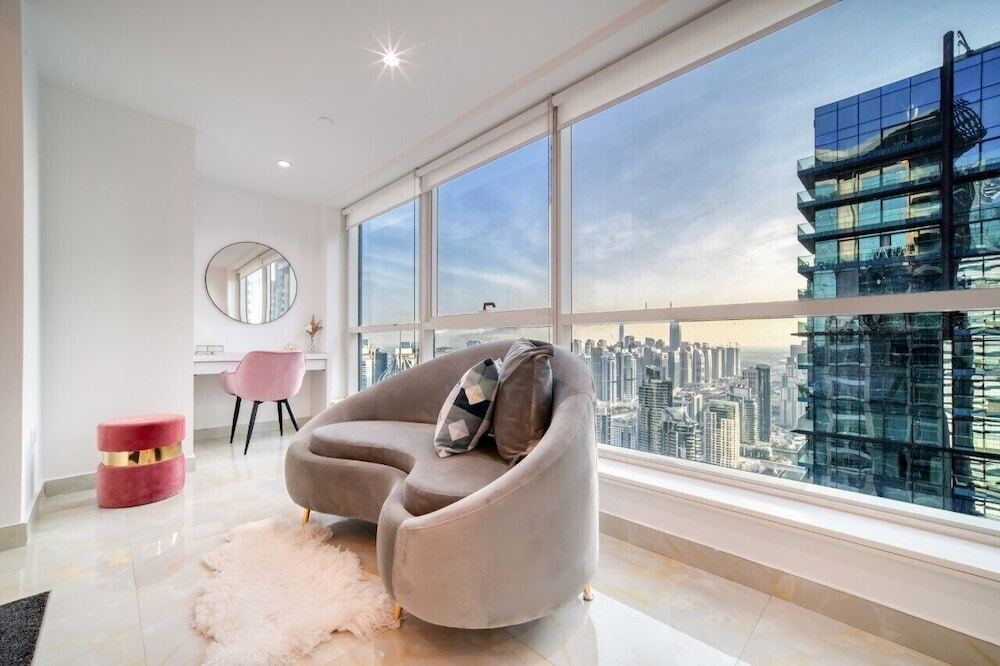 Дубай: The Marina JBR Skyview Penthouse