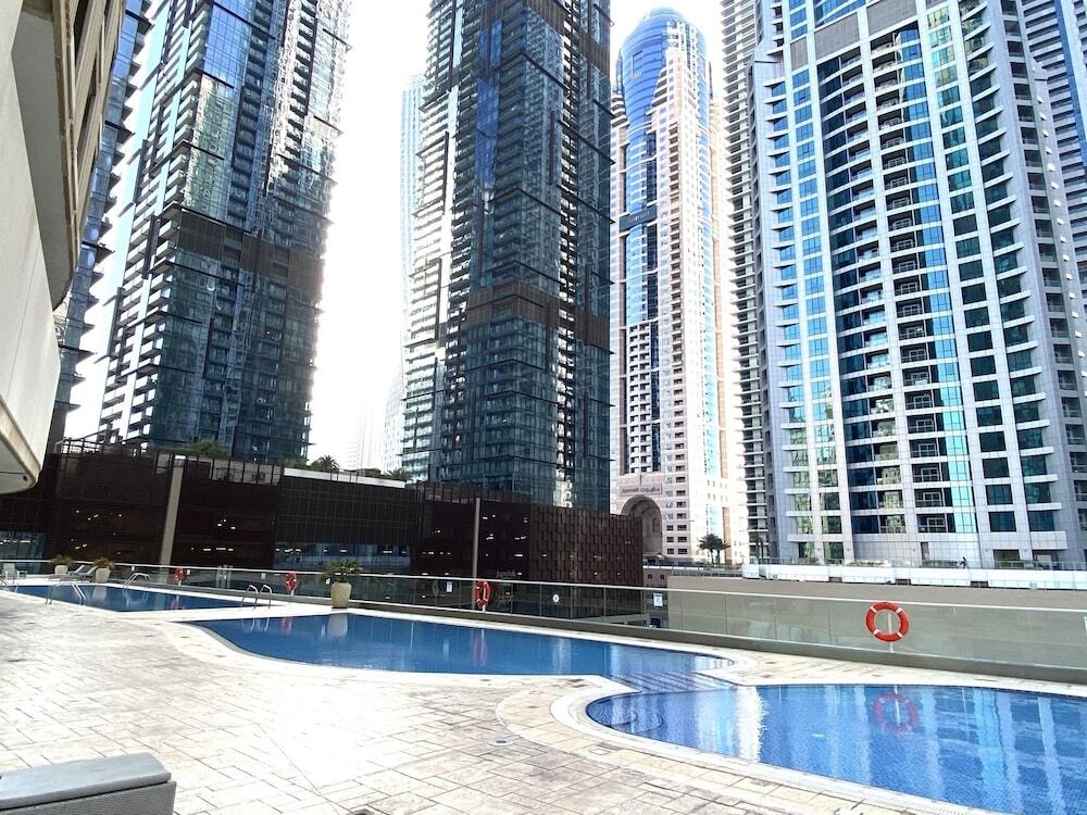 Дубай: The Marina JBR Skyview Penthouse