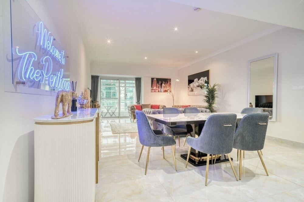 Дубай: The Marina JBR Skyview Penthouse