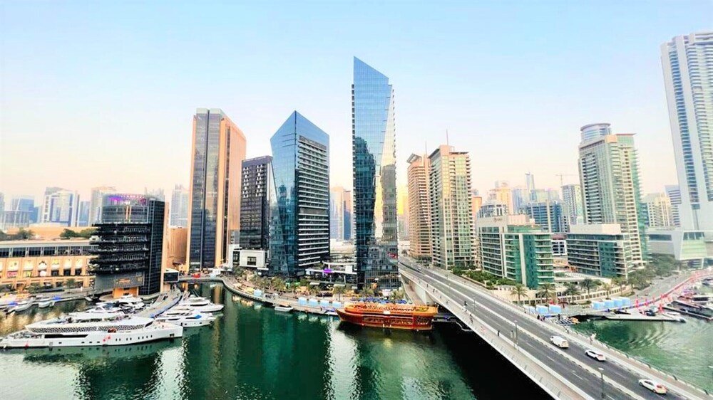 Дубай: Ultimate Luxury and Stunning Views in Dubai Marina