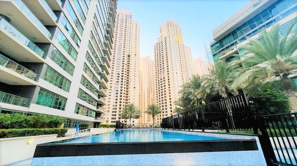 Дубай: Ultimate Luxury and Stunning Views in Dubai Marina