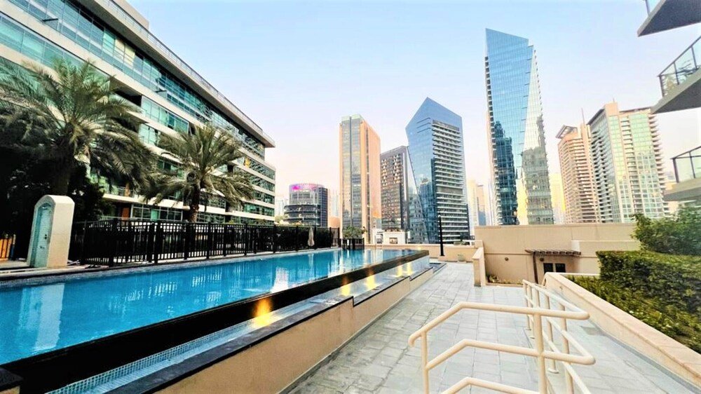 Дубай: Ultimate Luxury and Stunning Views in Dubai Marina