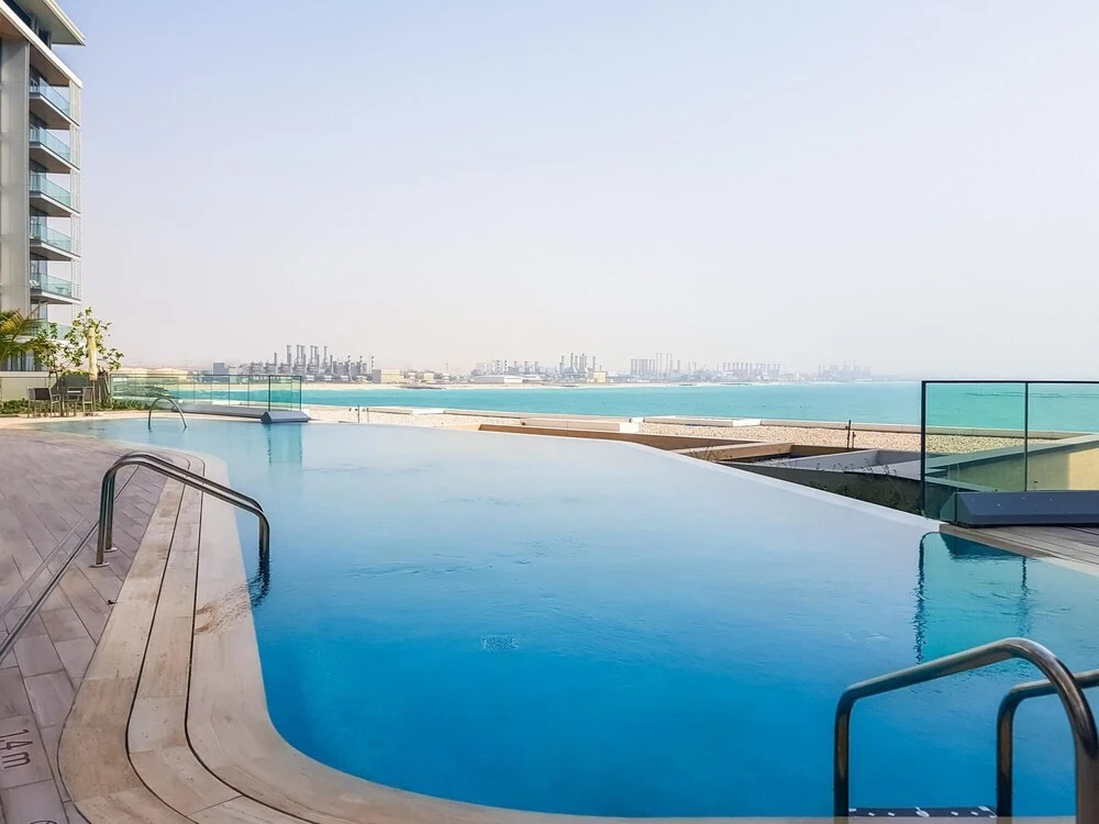 Дубай: Stunning Sea Views on Dubai s New Luxury Island