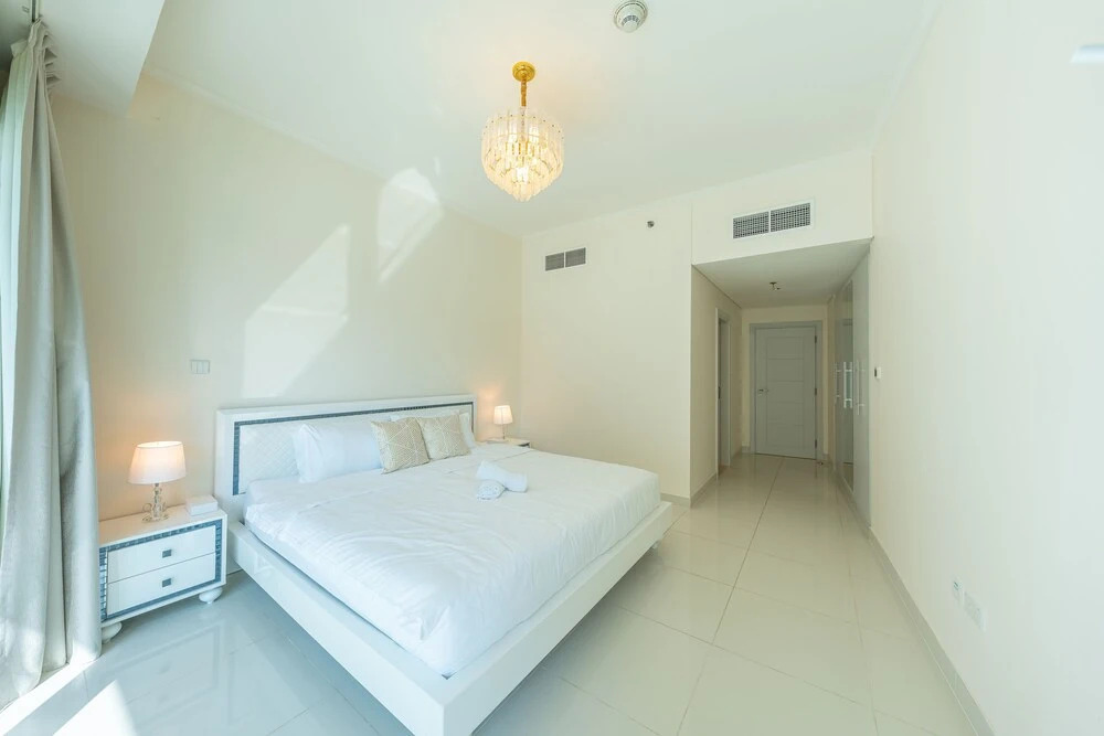 Дубай: Tanin - Luxury Waterfront Apt with Stunning Marina Views