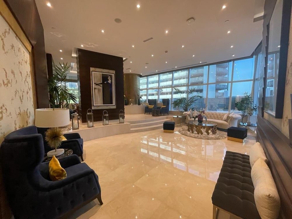 Дубай: Tanin - Luxury Waterfront Apt with Stunning Marina Views