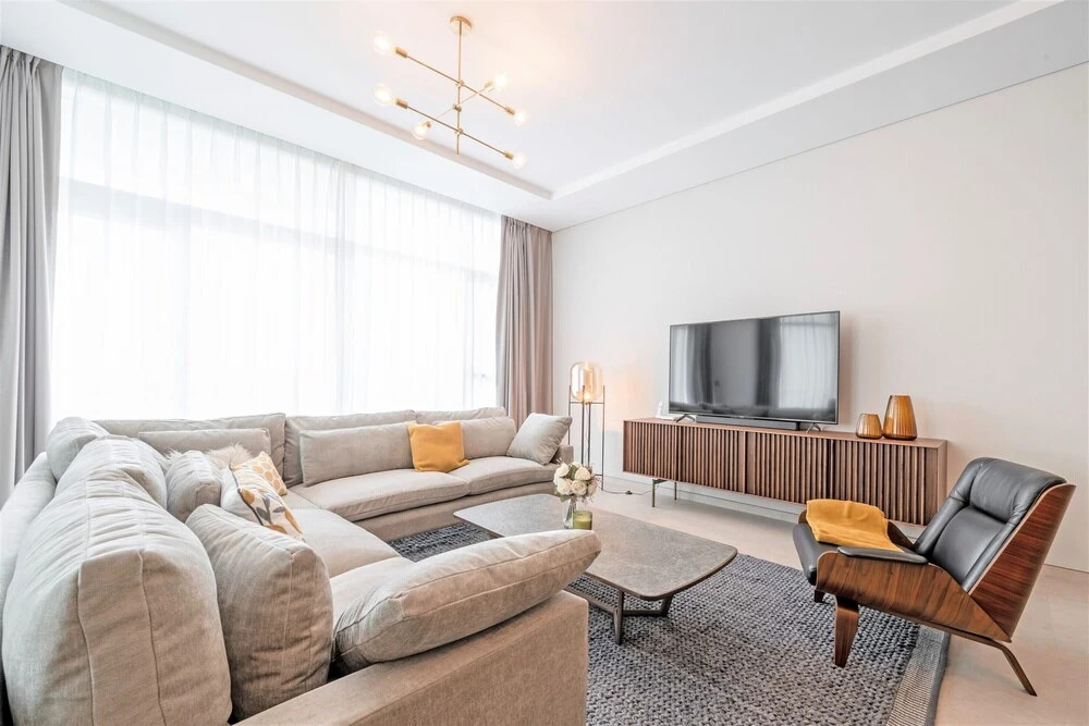 Дубай: Ultimate Luxury & Style in JLT
