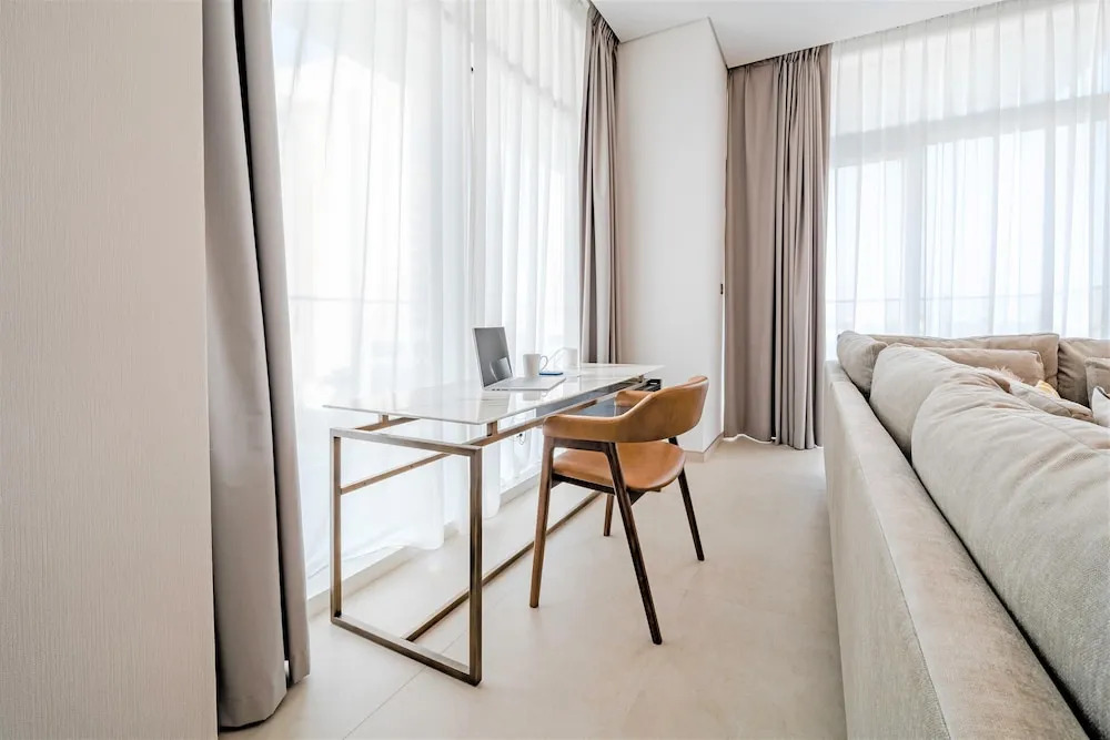 Дубай: Ultimate Luxury & Style in JLT