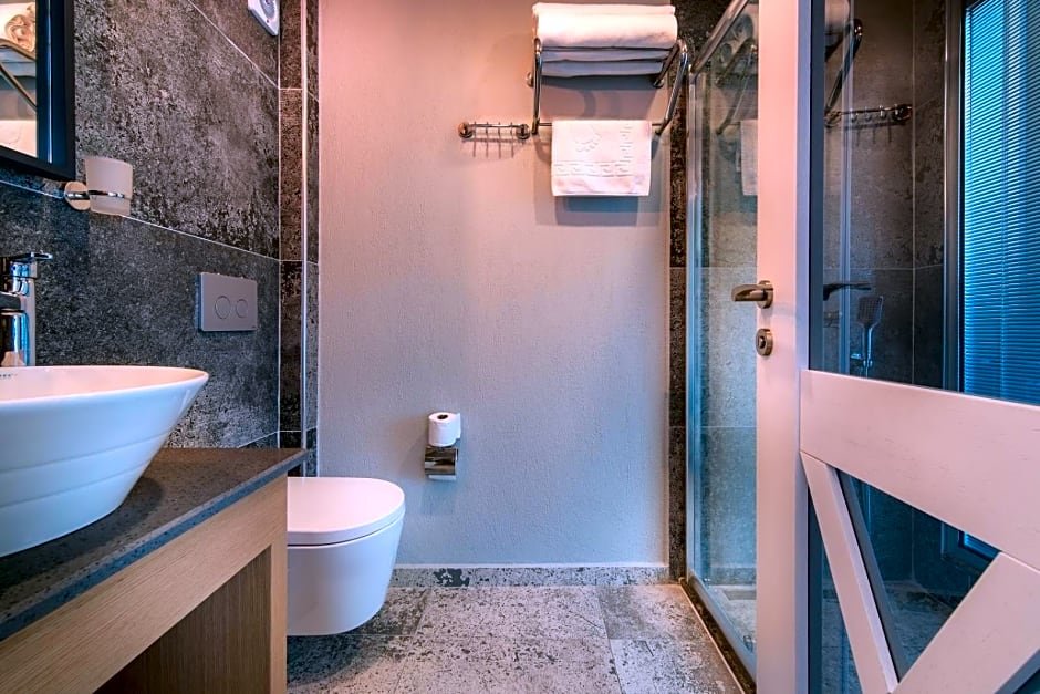 Каш: Isola 12 Hotel