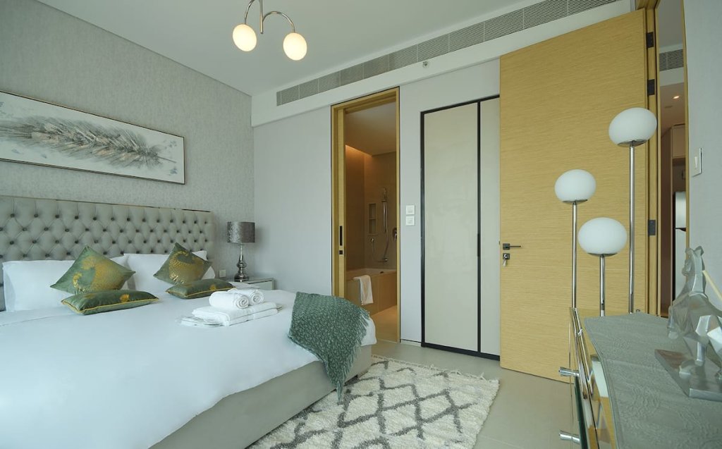 Дубай: Ultimate Luxury Stay at Address Beach Residence JBR