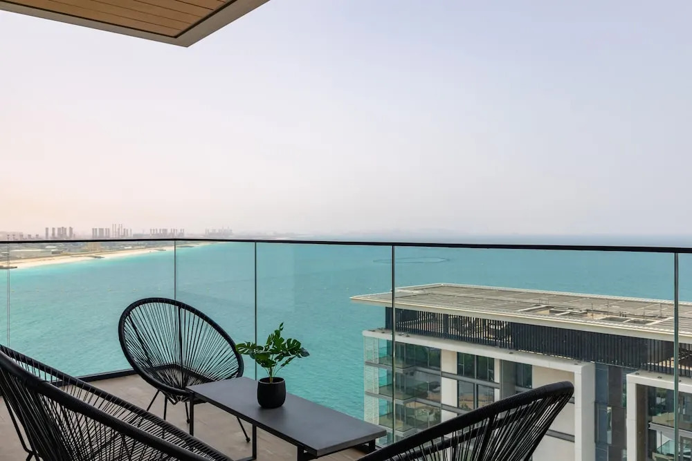Дубай: Maison Privee - Stunning Sea Views on Dubai’s New Luxury Island
