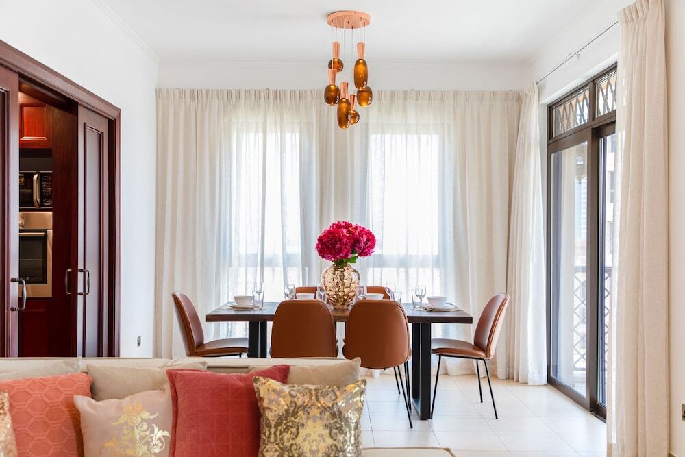 Дубай: Maison Privee - Luxury Living Next to Dubai Mall & Burj Khalifa