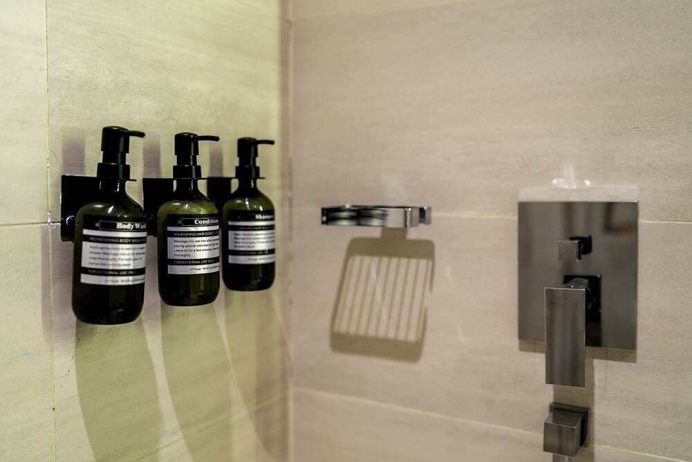 Дубай: Monty - Charming Apartment with Canal View Near Dubai Mall