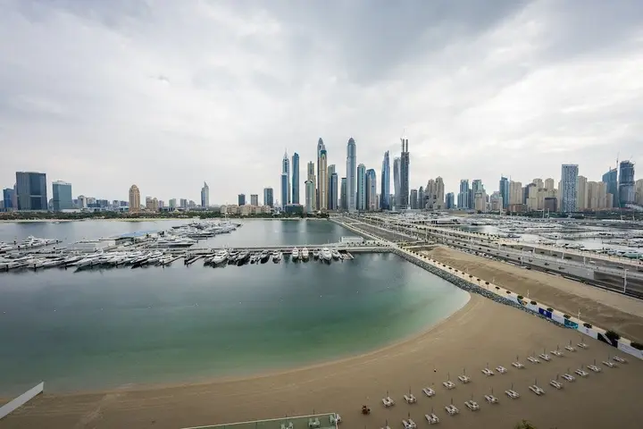 Дубай: Glamorous 3BR with Marina view
