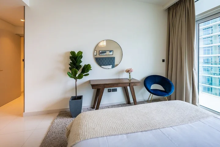 Дубай: Glamorous 3BR with Marina view
