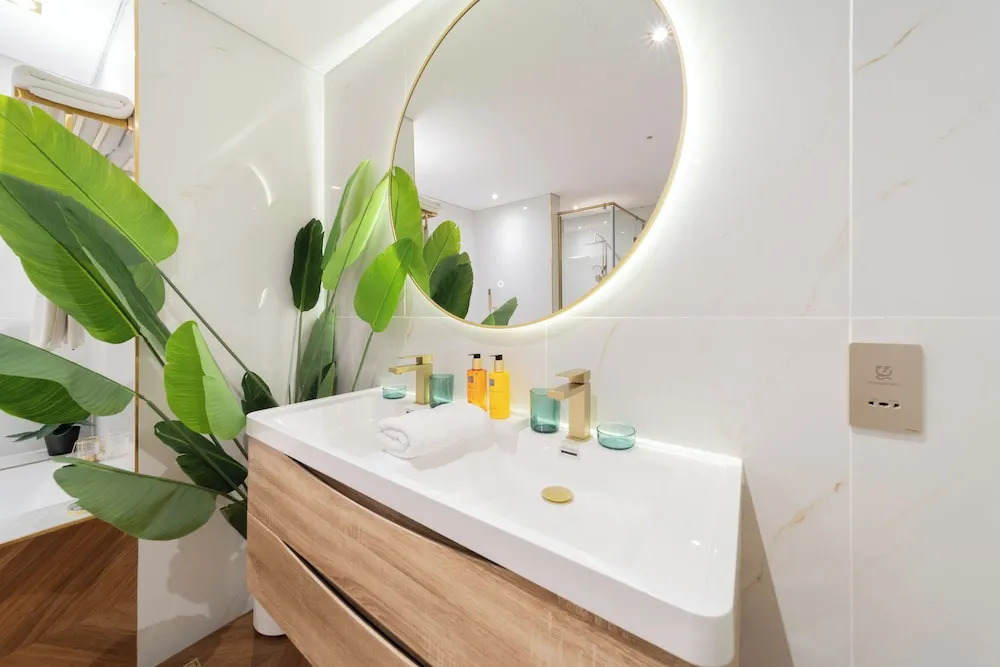 Дубай: EDEN'S Homes & Villas - Anantara Palm Residences