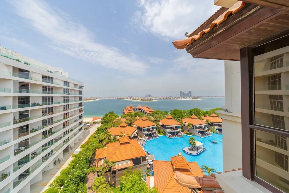 Дубай: EDEN'S Homes & Villas - Anantara Palm Residences