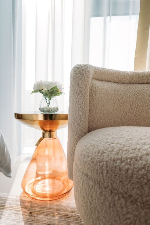 Дубай: Elegant Stay: Balcony & Stunning Dubai Creek Views
