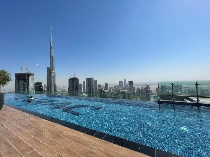 Дубай: Tanin - Chic Apt With Infinity Pool and Burj Khalifa View