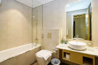 Дубай: Tanin - Chic Apt With Infinity Pool and Burj Khalifa View