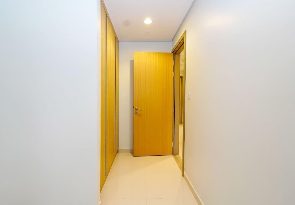 Дубай: Tanin - Chic Apt With Infinity Pool and Burj Khalifa View
