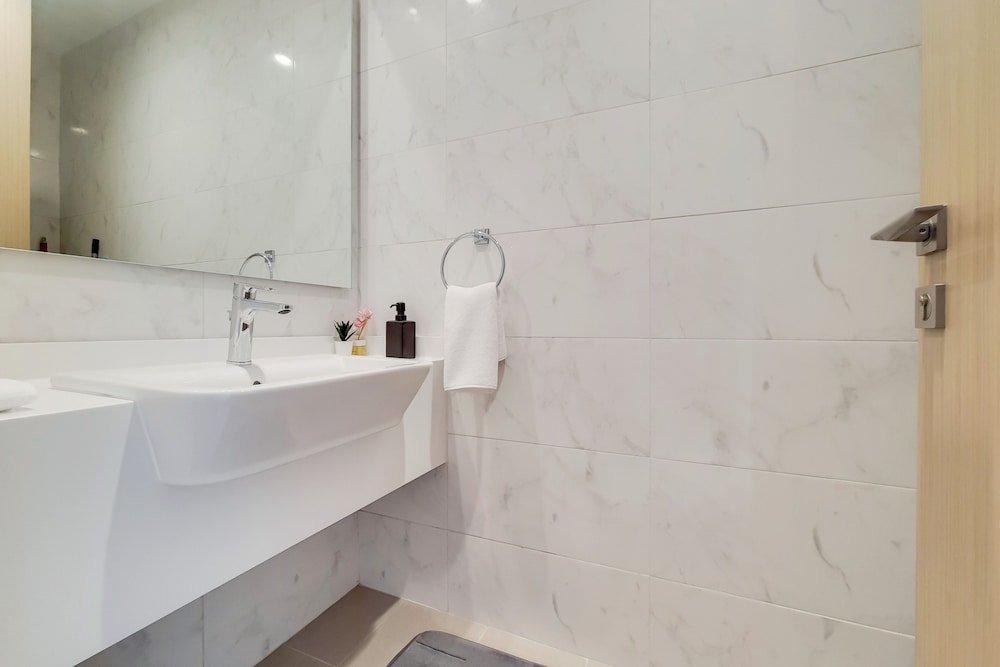 Дубай: GreenFuture - Stylish Apartment With Panoramic City Views