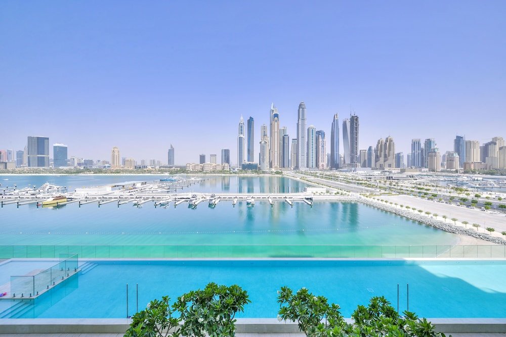 Дубай: Sunrise Bay - Ultra Luxury Emaar Beachfront - Private Beach and Pool