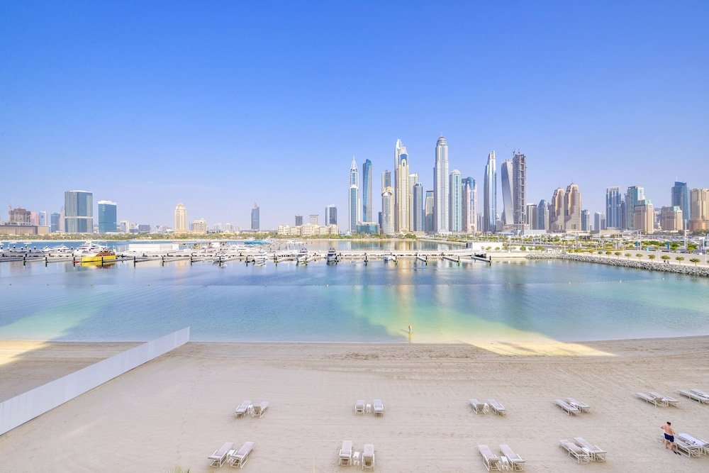 Дубай: Sunrise Bay - Ultra Luxury Emaar Beachfront - Private Beach and Pool