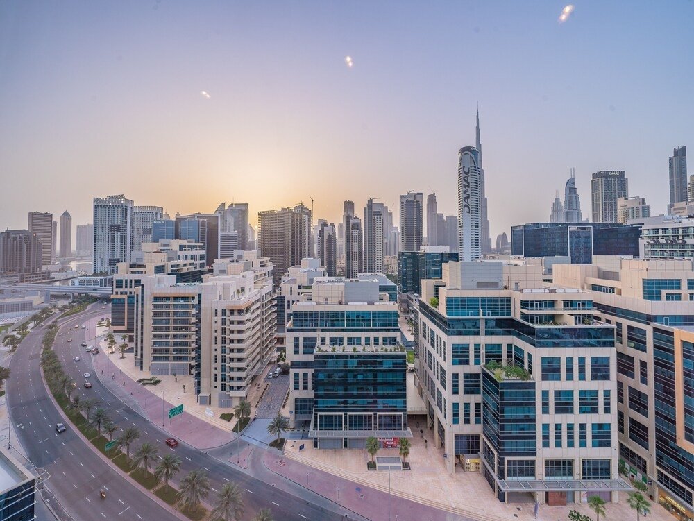 Дубай: Guests and Cohost - Sophisticated Apartment With Burj Khalifa Views