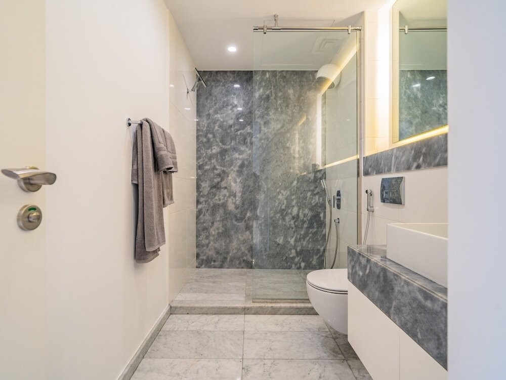 Дубай: Guests and Cohost - Sophisticated Apartment With Burj Khalifa Views