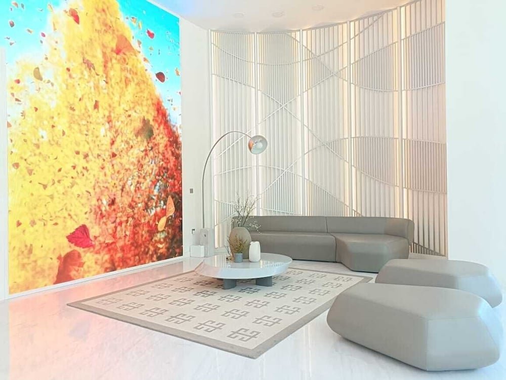Дубай: Guests and Cohost - Sophisticated Apartment With Burj Khalifa Views