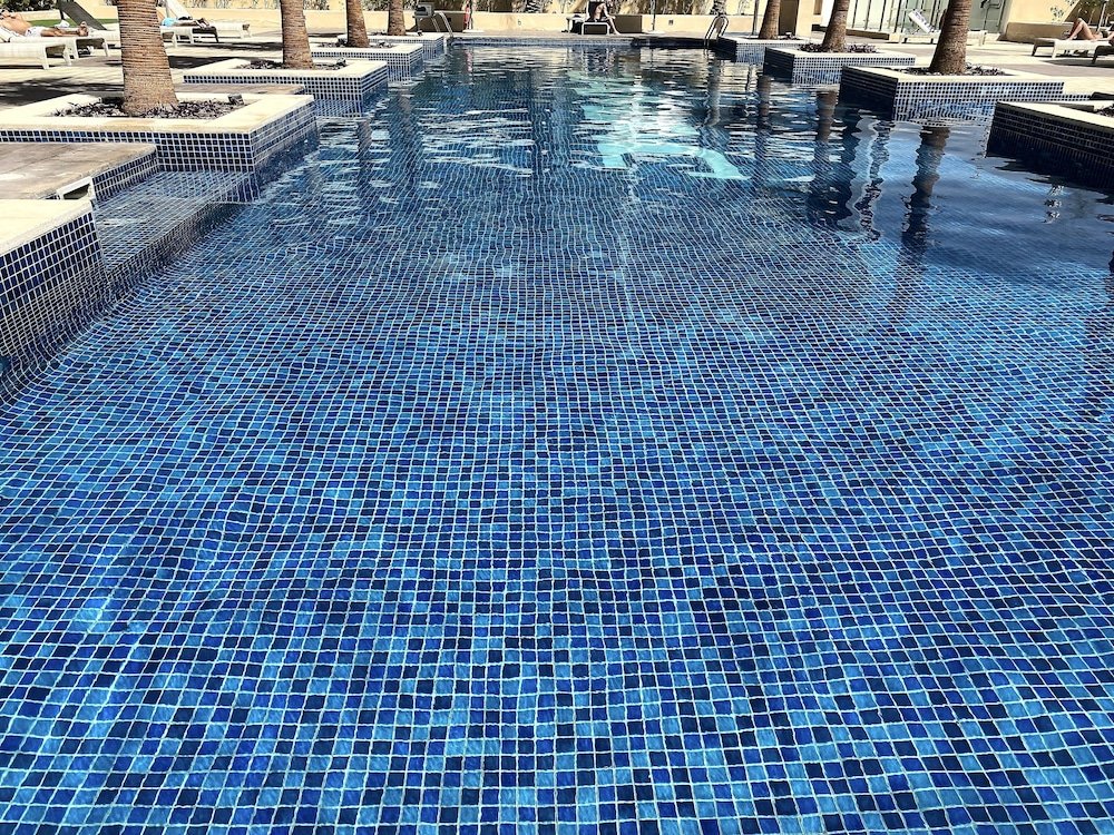 Дубай: LuxBnB Ghalia Jumeirah Village Circle