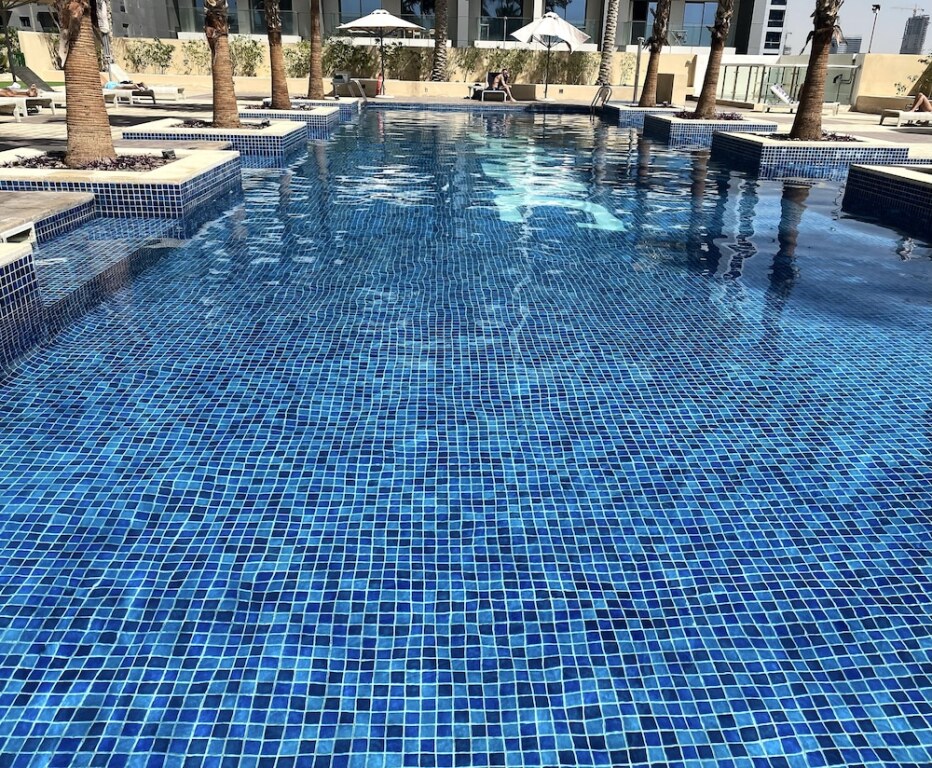 Дубай: LuxBnB Ghalia Jumeirah Village Circle