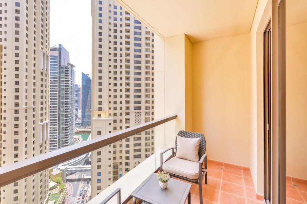 Дубай: Luxury JBR - 2BR - Free Beach Resorts Access!
