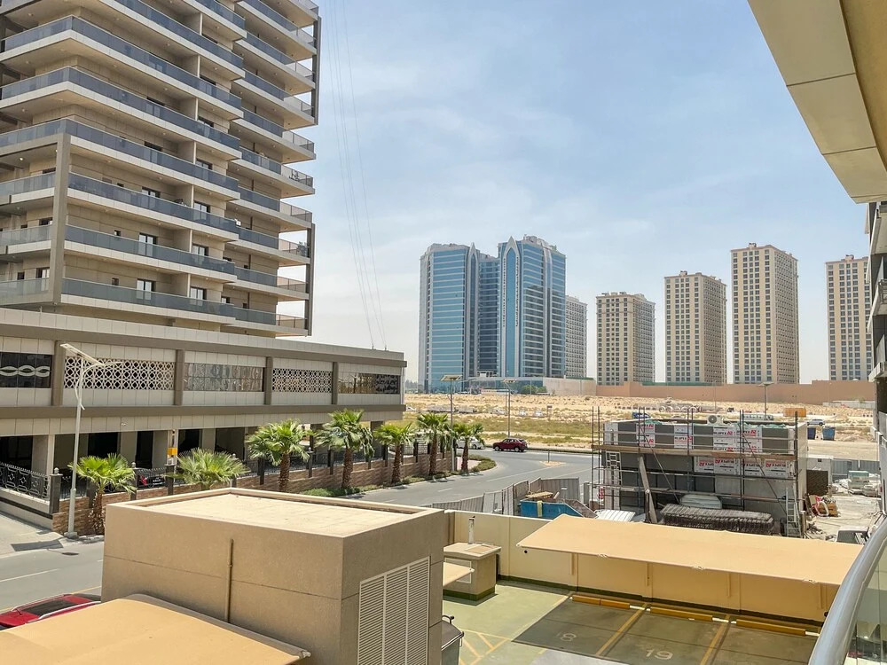 Дубай: WelHome - Apt amidst golf courses, perfect for sports lovers