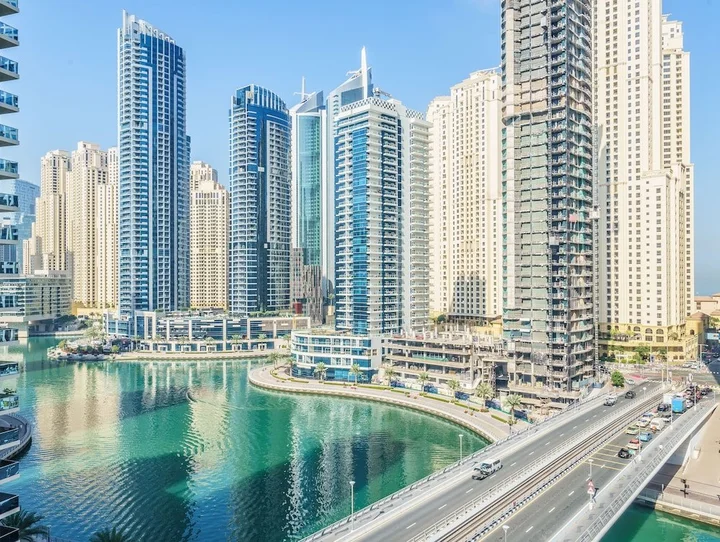 Дубай: Sweeping Marina View Studio Near the Metro Station