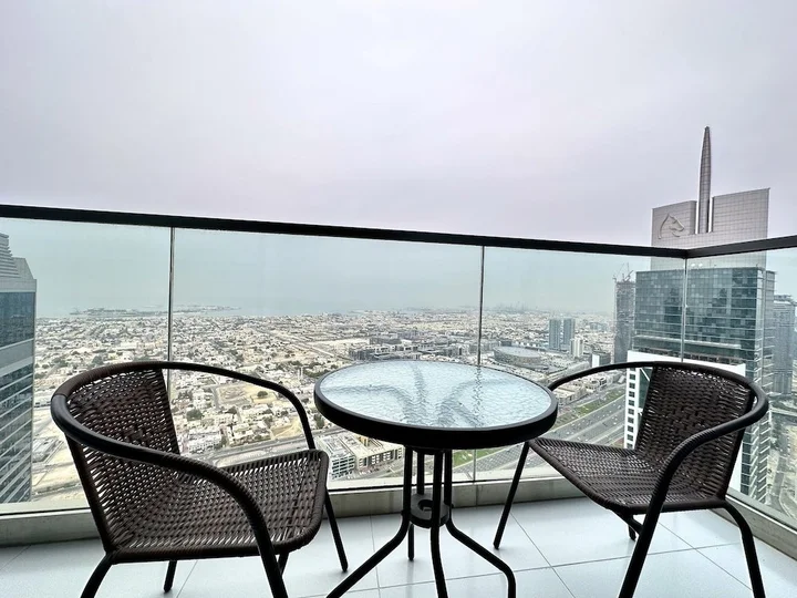 Дубай: LuxBnB Paramount Midtown SeaView