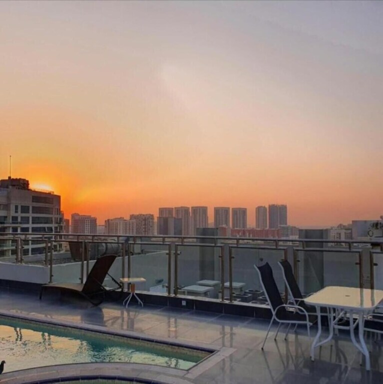 Дубай: Luxurious Apartment Near Dubai Downtown, UAE