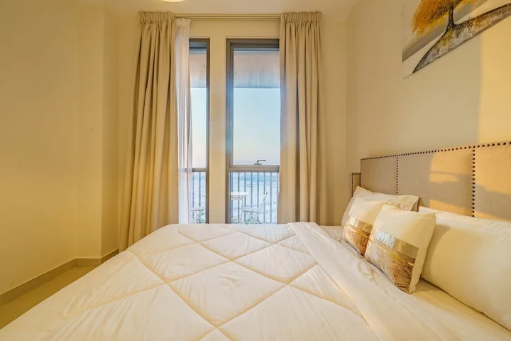 Дубай: Guests and Cohost - Contemporary Apartment With Wide City Views