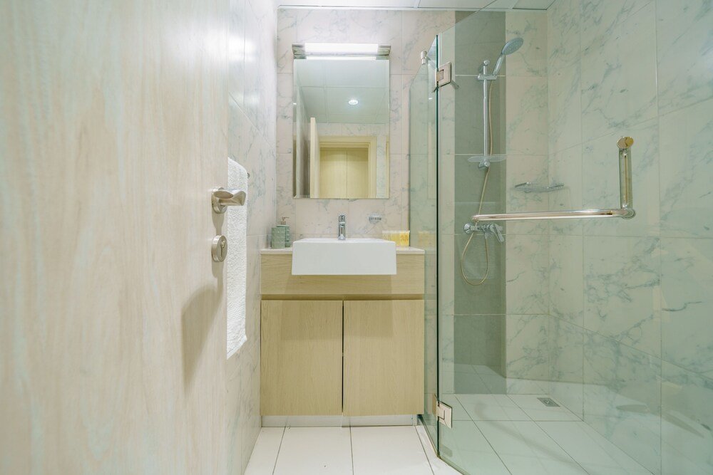 Дубай: Guests and Cohost - Contemporary Apartment With Wide City Views
